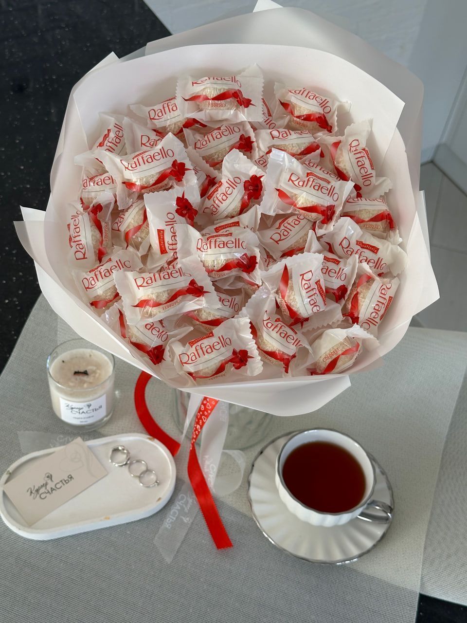 Букет Raffaello