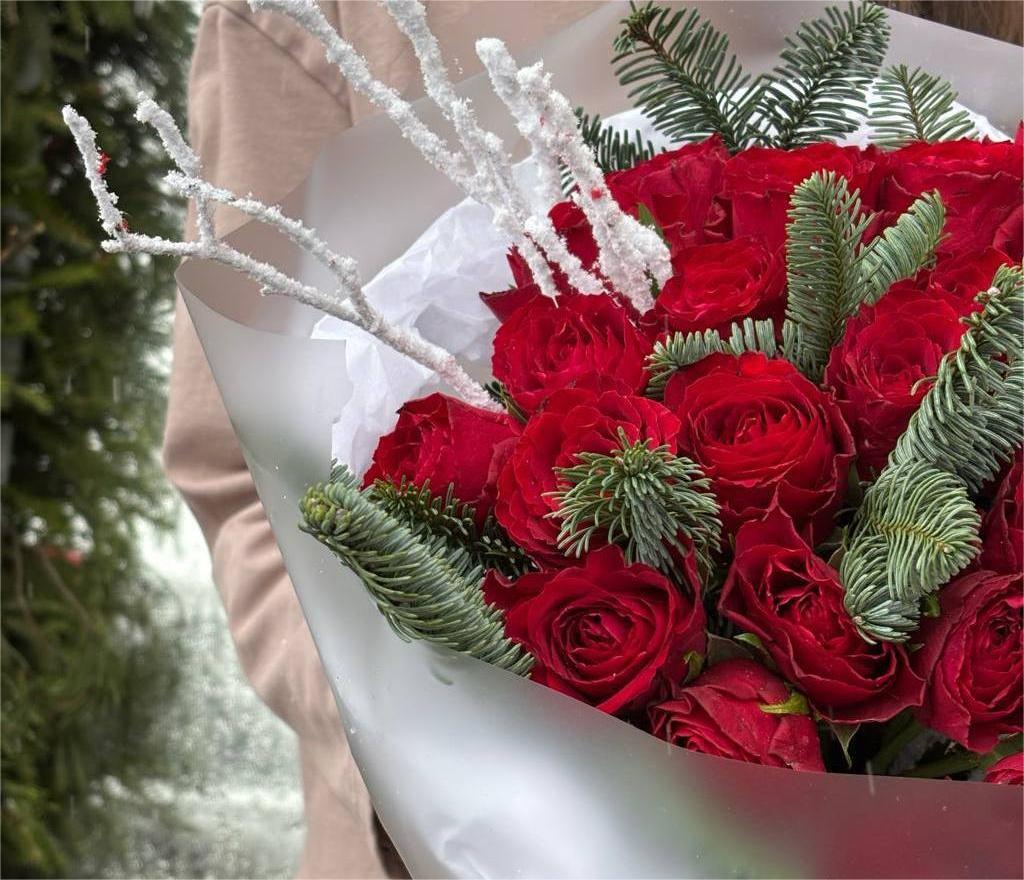Почему зимние букеты заказывают именно у нас?