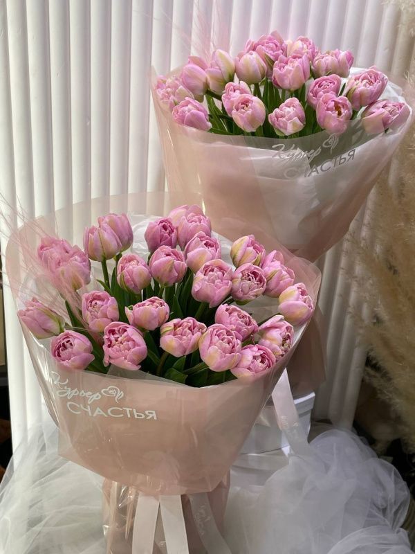 Какие цветы дарить на 8 марта