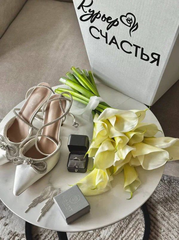 Какие цветы дарить на свадьбу